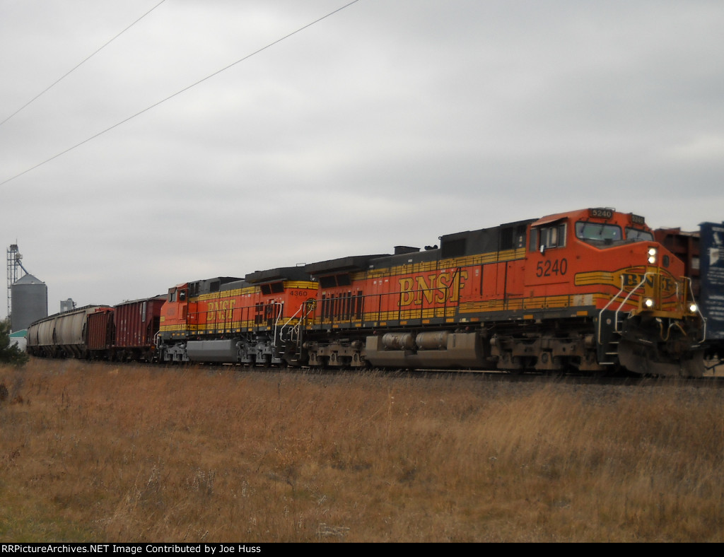 BNSF 5240 East